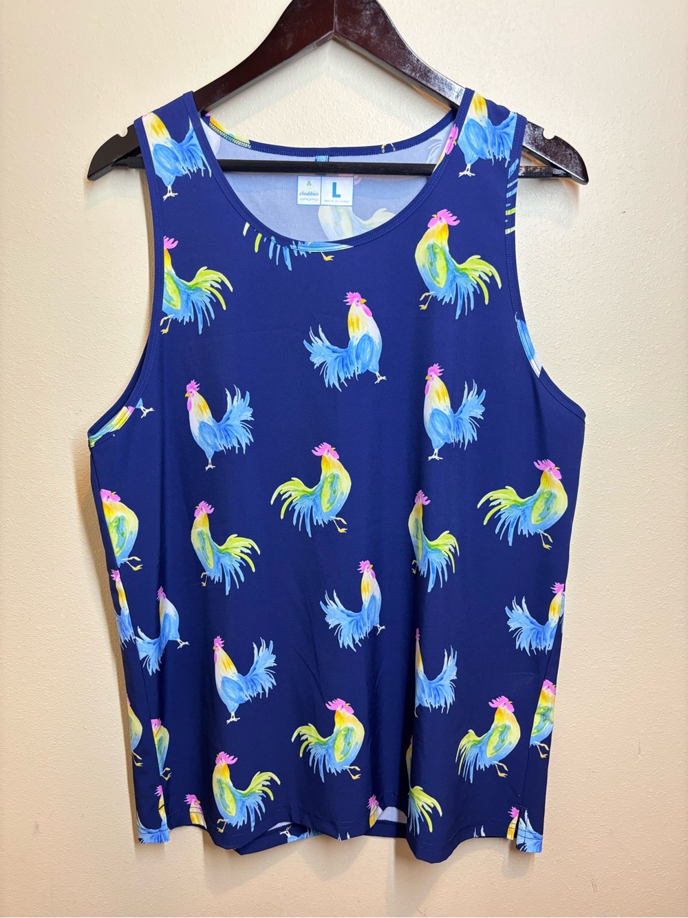 Chubbies “The Fowl Play” Rooster print performance tank, large